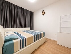 The Lakefront Residences (D22), Condominium #584601311